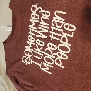New women's wine t-shirt, M